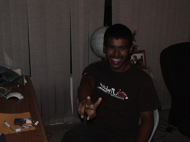 makaio.jpg (62737 bytes)